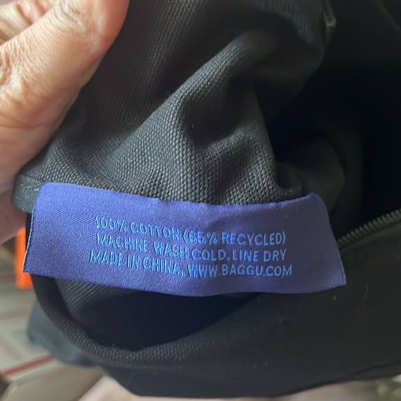 BAGGU TOTE CROSSBODY - Picture 5 of 6